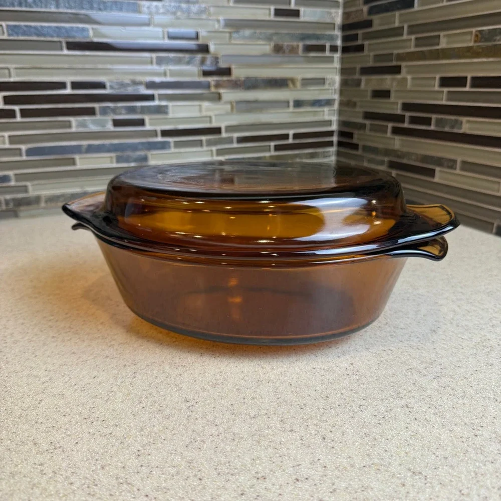 VTG Anchor Hocking Fire-King‎ Amber Glass Casserole Dish with Lid Oven-Proof USA